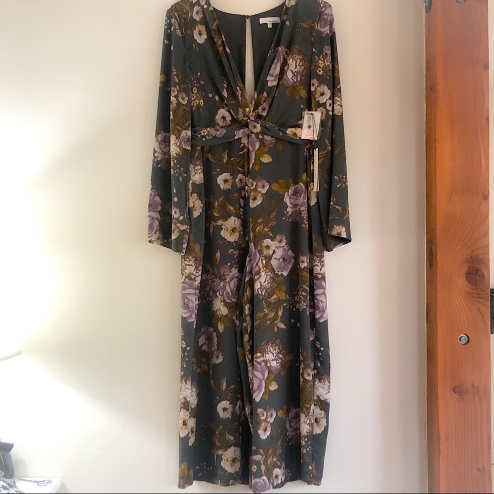 June & Hudson long sleeve floral VNeck pantsuit